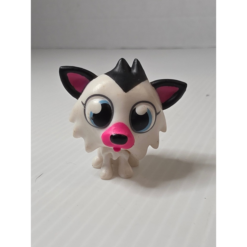 Moshi Monsters Collectible Figure Small White Fair White Fang Series 1 Rare